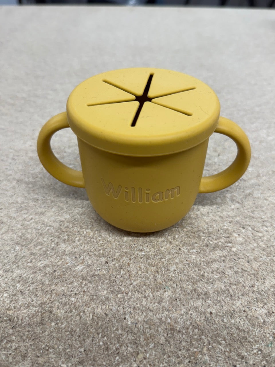 Clearance: 1 x Yellow Snack pot (William)