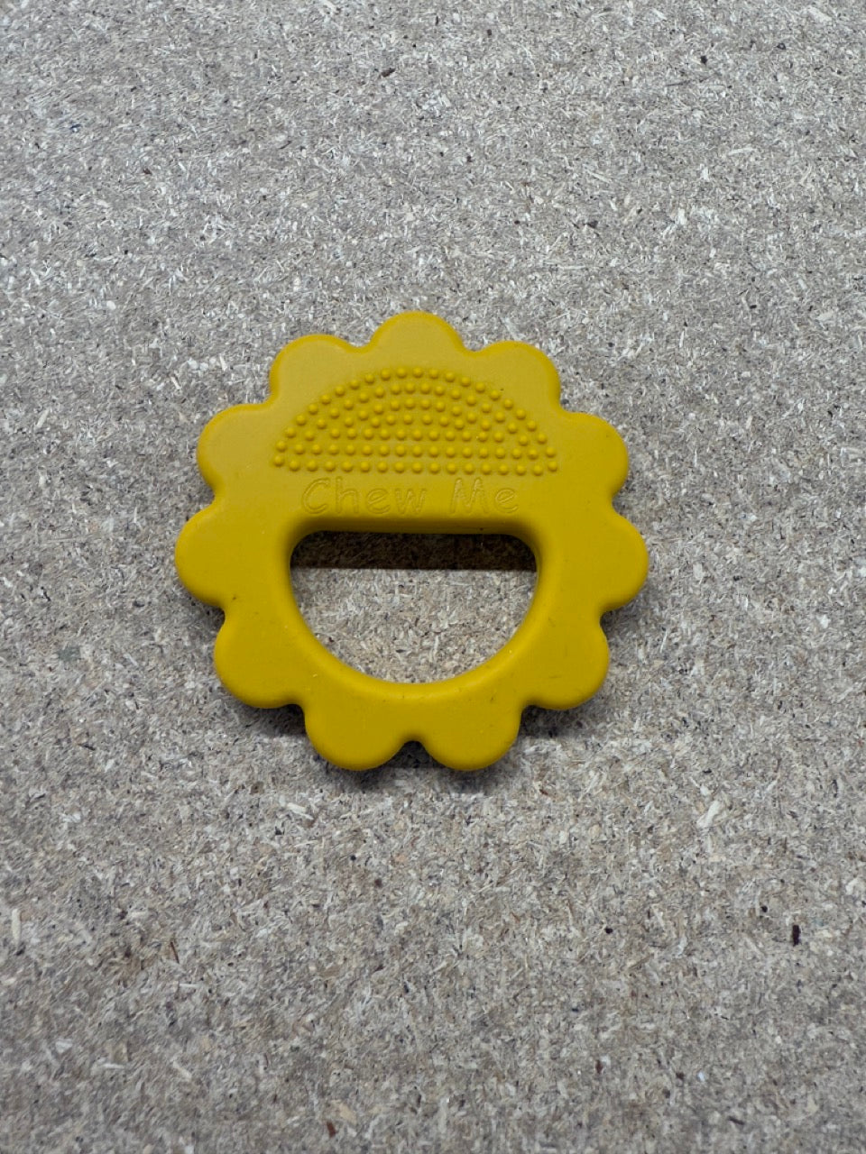 Clearance: Lion Teether - Dandelion Yellow (Chew me)